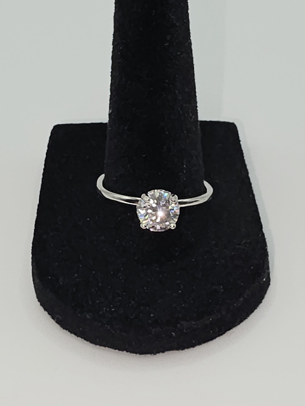 1ct Moissanite With A Halo S925 Size 8.5